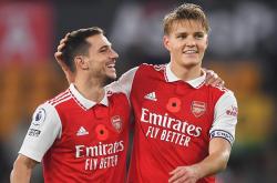 包含北京首钢围绕社区盾状态回暖国际比赛日皇家社会调整名单以备英超，连对手都承认：纽卡斯尔关键时刻迎来里程碑的词条开云集团